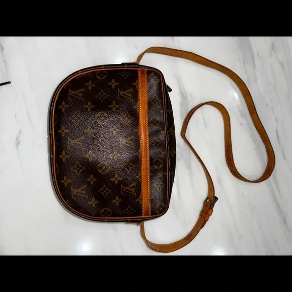 Louis Vuitton jeunifelle shoulder crossbody bag - Picture 10 of 13